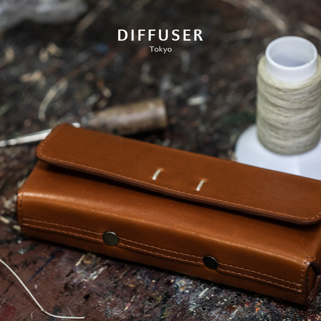 Diffuser Tokyo - Oil Leather Rect Eyewear Case 油皮長方形眼鏡盒-Camel & Light Brown【 Pre-order Now-Estimated time of arrival : Oct,2025】