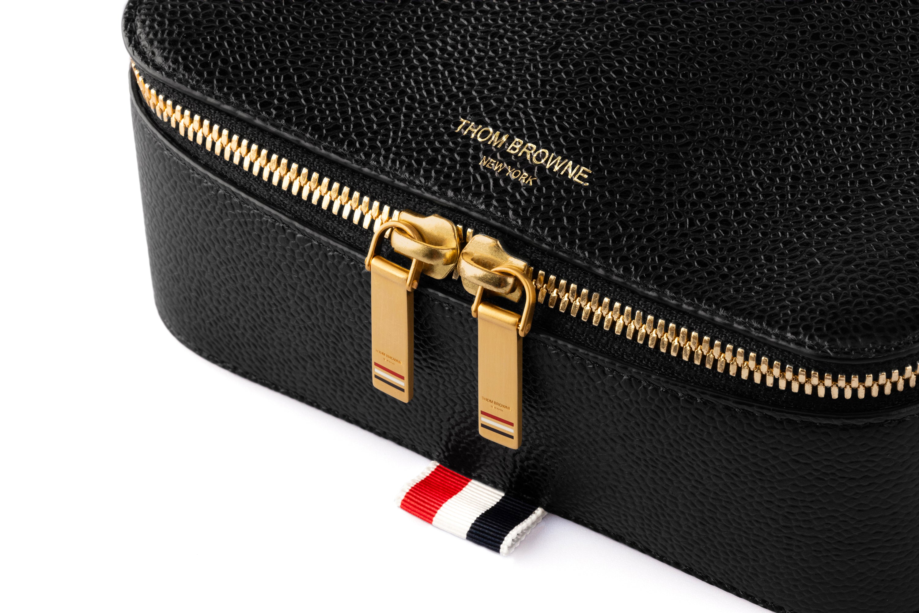 Thom Browne - Eyewear Travel Case in Pebble Grain Leather-UAC067A-001