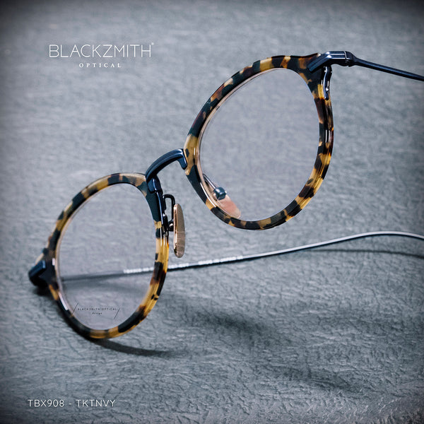 THOM BROWNE 超美品TBS908-49-02 TKT-NVY